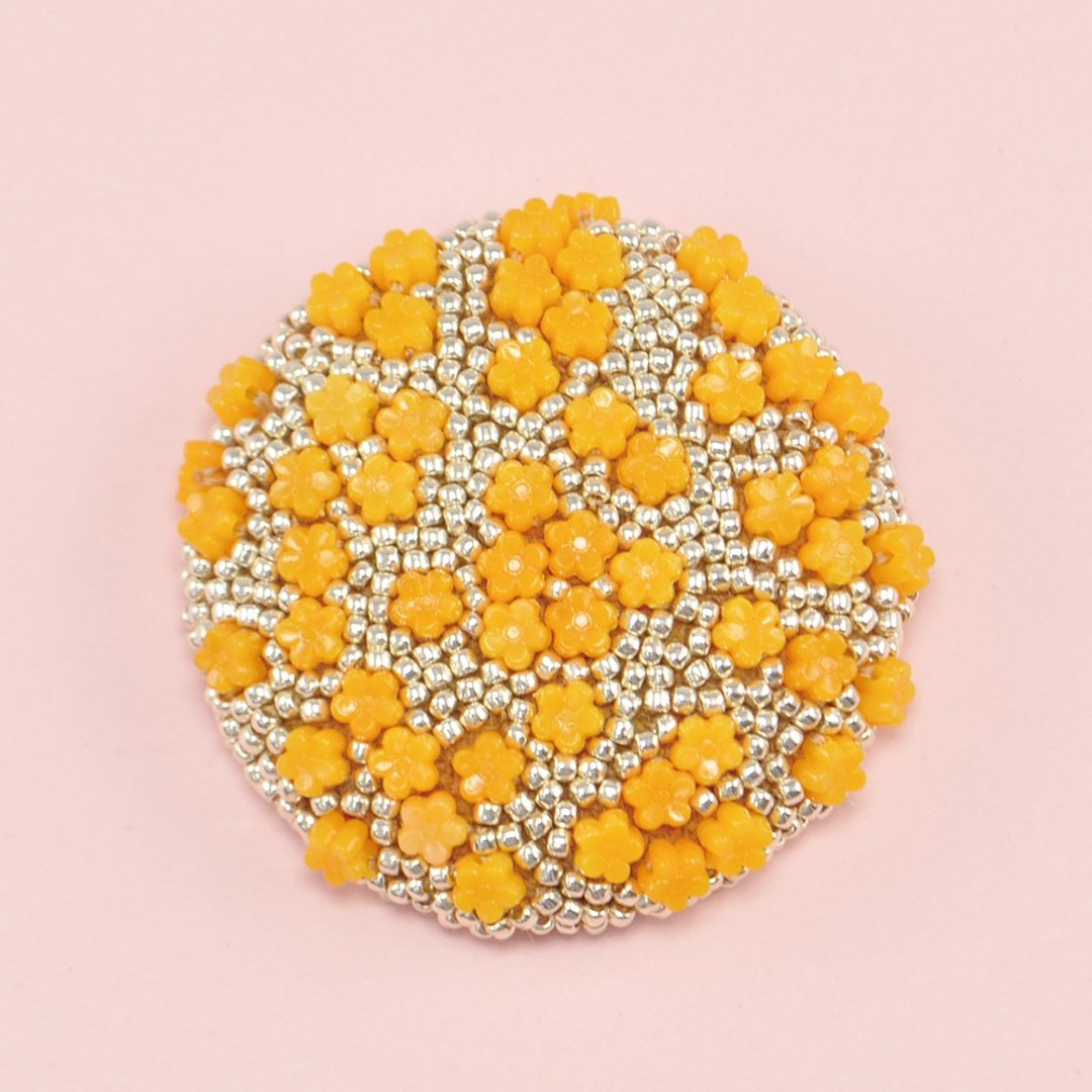 statement and sparkle beaded circle brooch, gorgeous brooch, orange and silver - 胸针 - 棉 橘色