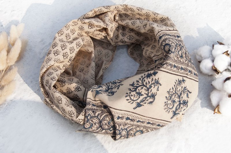 印度纯绵丝巾 手工木刻印植物染围巾 草木染棉丝巾-植物花朵森林 - 丝巾 - 棉．麻 多色