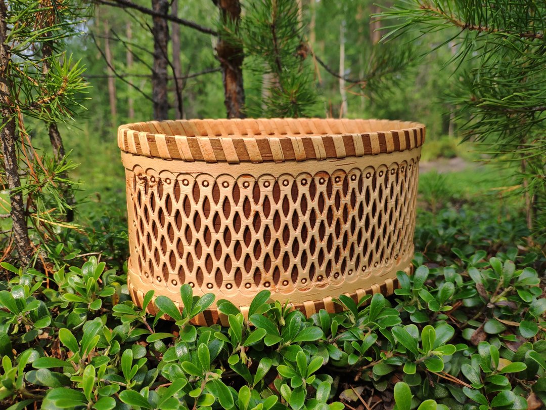 Birch bark basket - 调味罐/酱料瓶 - 木头 
