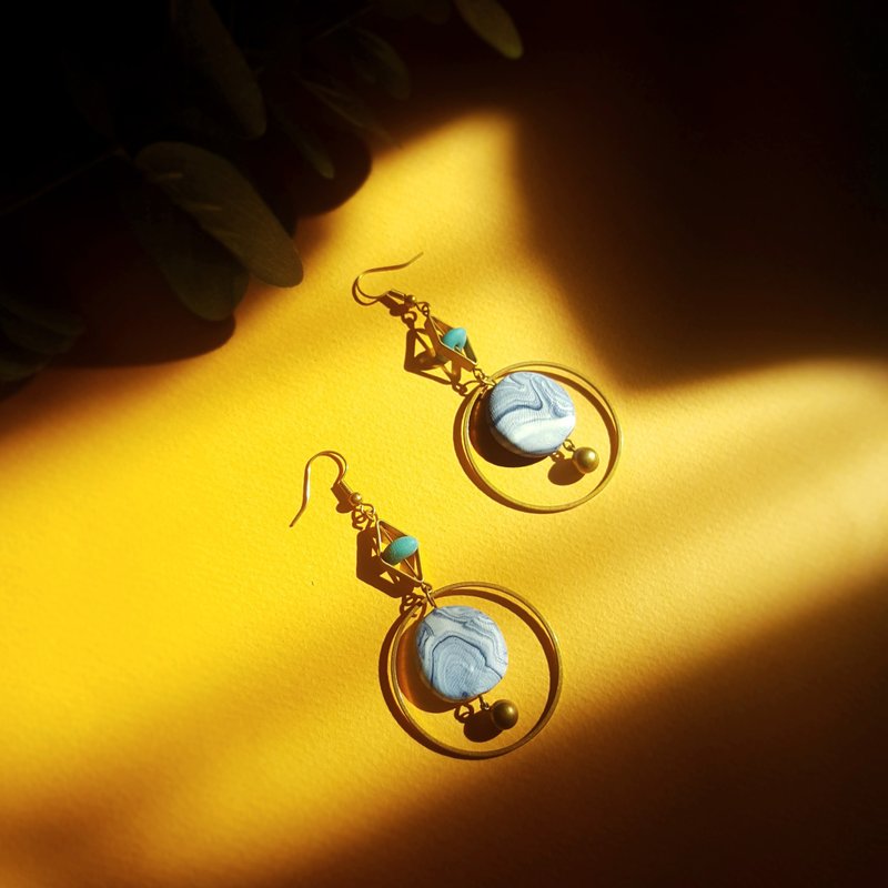 是妳的海系列 - 度假风 镂空 深蓝 大理石纹 耳环 (耳针/耳夹 ) - 耳环/耳夹 - 铜/黄铜 蓝色