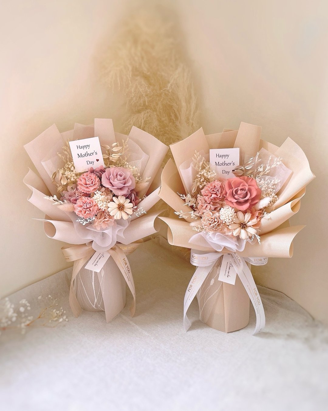 康乃馨花束 l 母亲节花束 附赠花束提袋 索拉康乃馨 - 干燥花/捧花 - 植物．花 粉红色