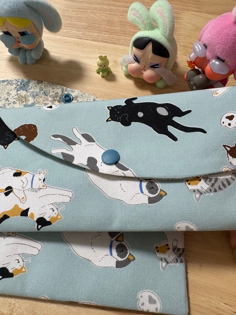 文青风优质万用存折袋 萌宠渡假中  魅力蓝  美好夏季 礼物 收纳 - 红包/春联 - 棉．麻 蓝色