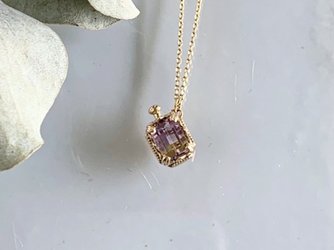 Perfume bottle motif necklace / Ametrine - 项链 - 宝石 紫色