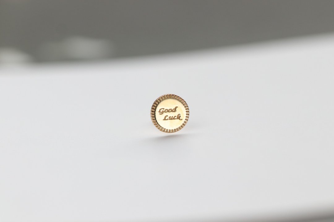 14K Good Luck Piercing 好运圆锁珠耳环(单个)耳骨 耳窝 不退色 - 耳环/耳夹 - 贵金属 金色