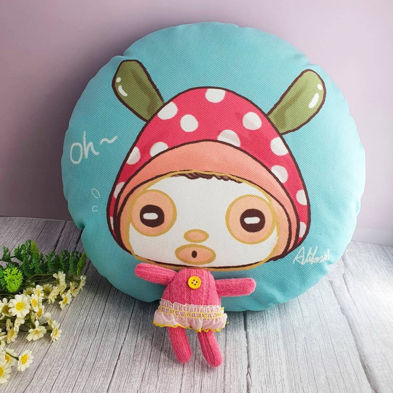 【幸运紫娃】草莓福娃敷面膜大头娃娃 圆型抱枕 靠枕 圣诞礼物 - 枕头/抱枕 - 聚酯纤维 
