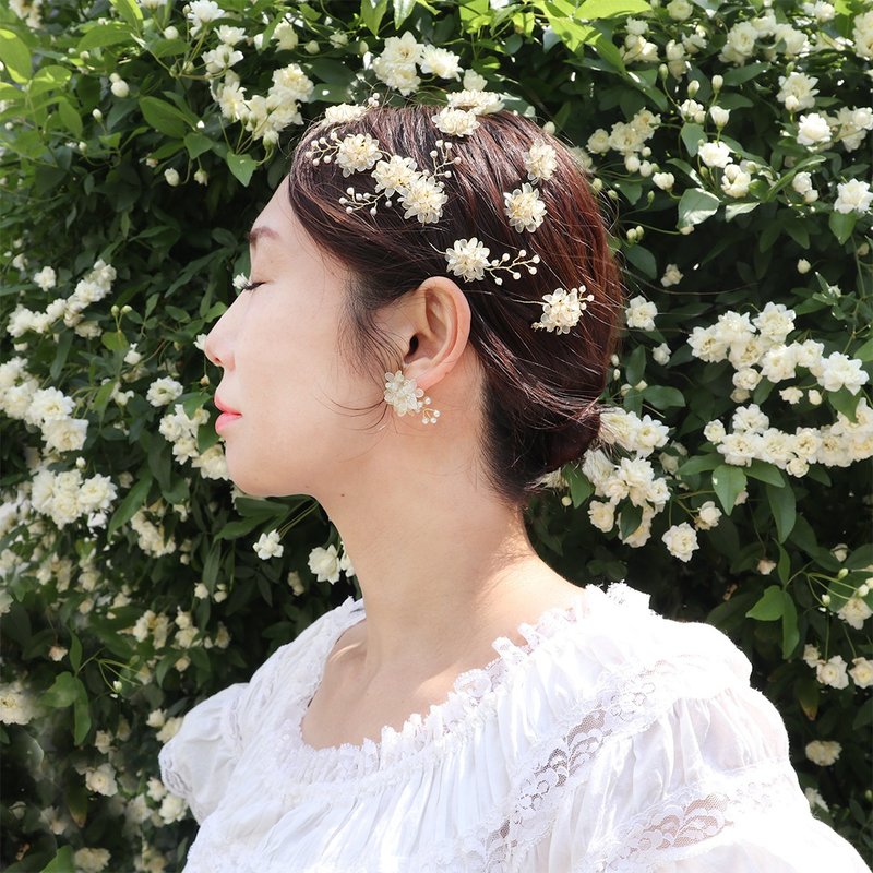 Floret hair ornaments and earrings - 发饰 - 其他材质 白色