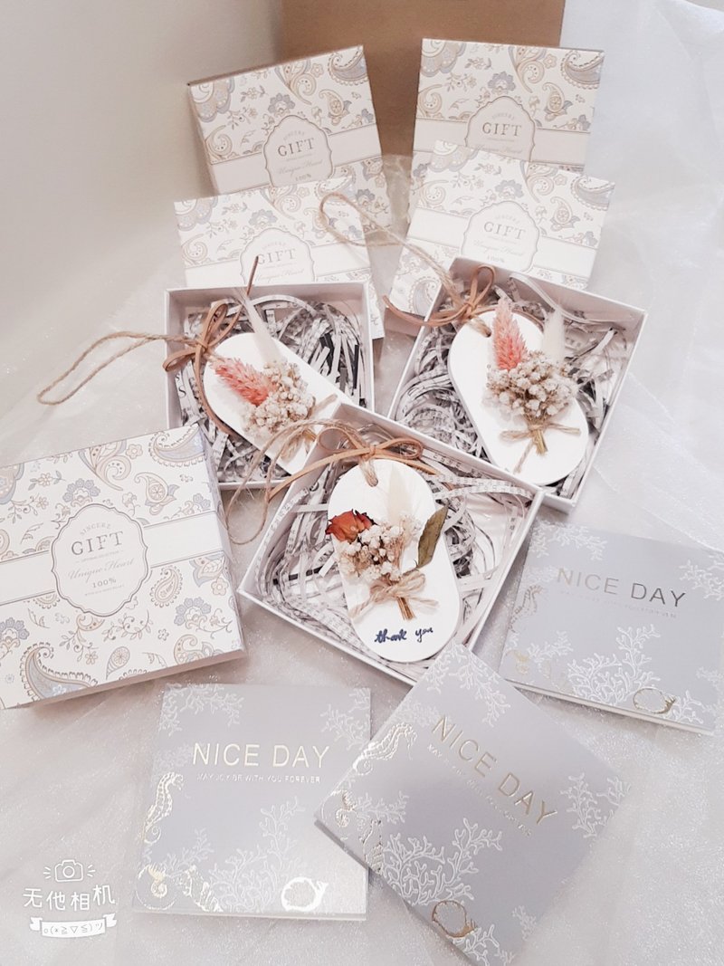 母亲节/生日/客制化礼物 人气香氛系列  干燥花扩香石x香薰精油 - 香薰/精油/线香 - 植物．花 