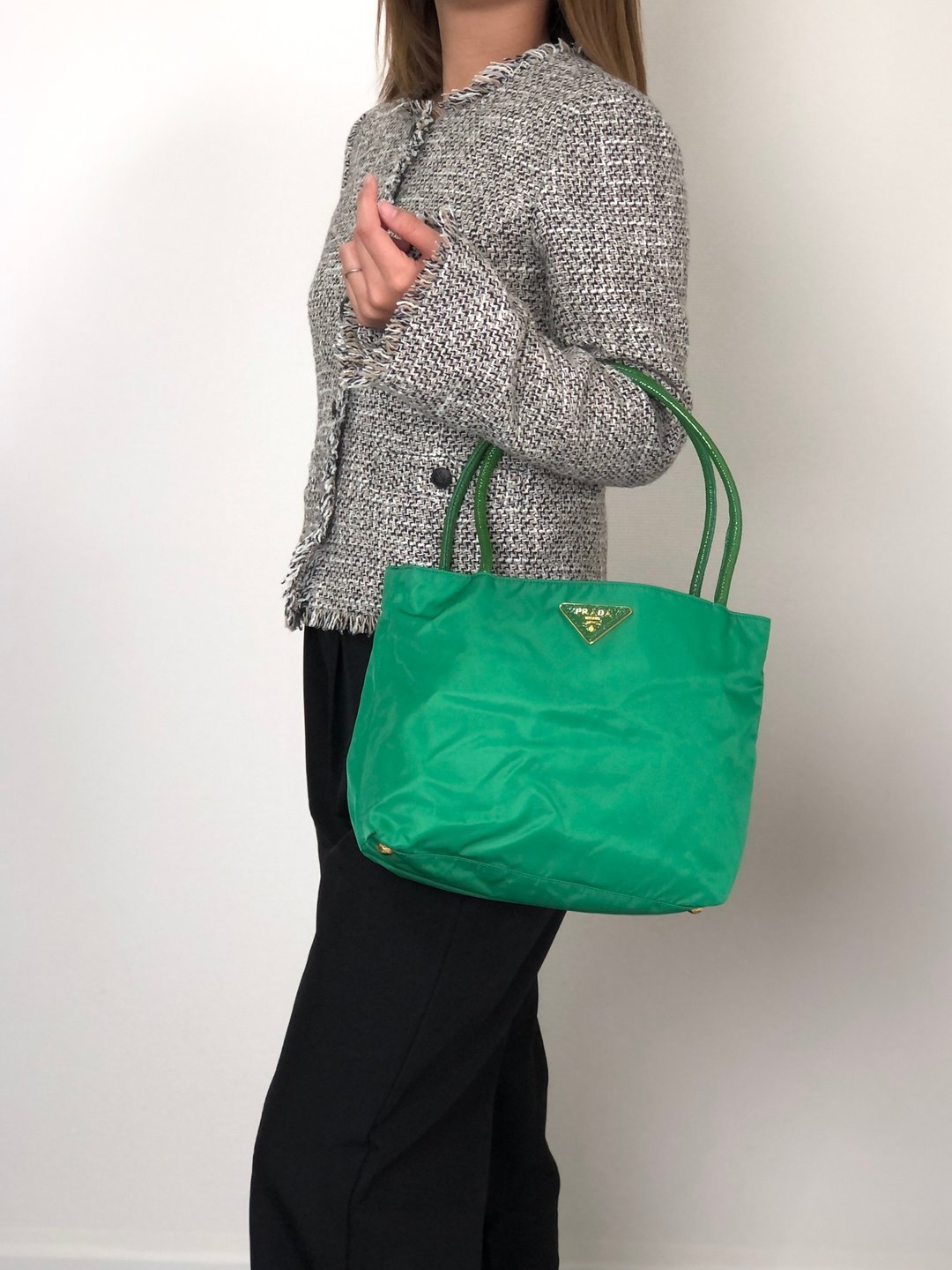 【日本直送 名牌中古包】PRADA 普拉达 手提包 绿色 三角标志 尼龙 托特包 vintage  paupzp - 手提包/手提袋 - 尼龙 绿色