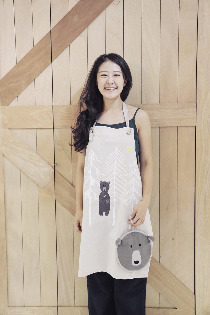 台湾黑熊刺绣围裙 - 围裙 - 棉．麻 卡其色