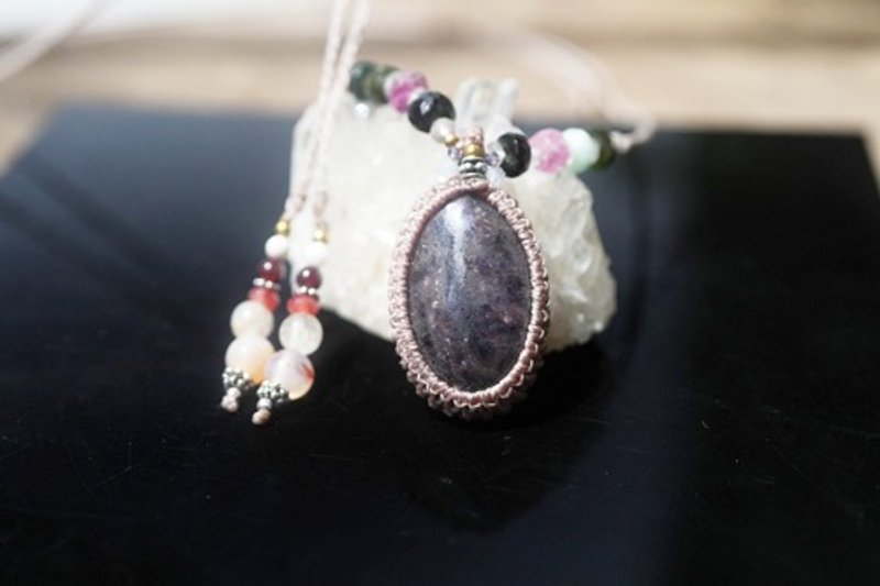 粉红光泽 堇青石编绳项链 1818 - 项链 - 宝石 蓝色