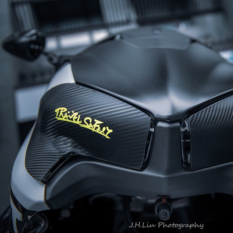 TRAVEL SAFELY出入平安 转印贴纸 - NO.7 手写安全帽贴 - 贴纸 - 纸 白色