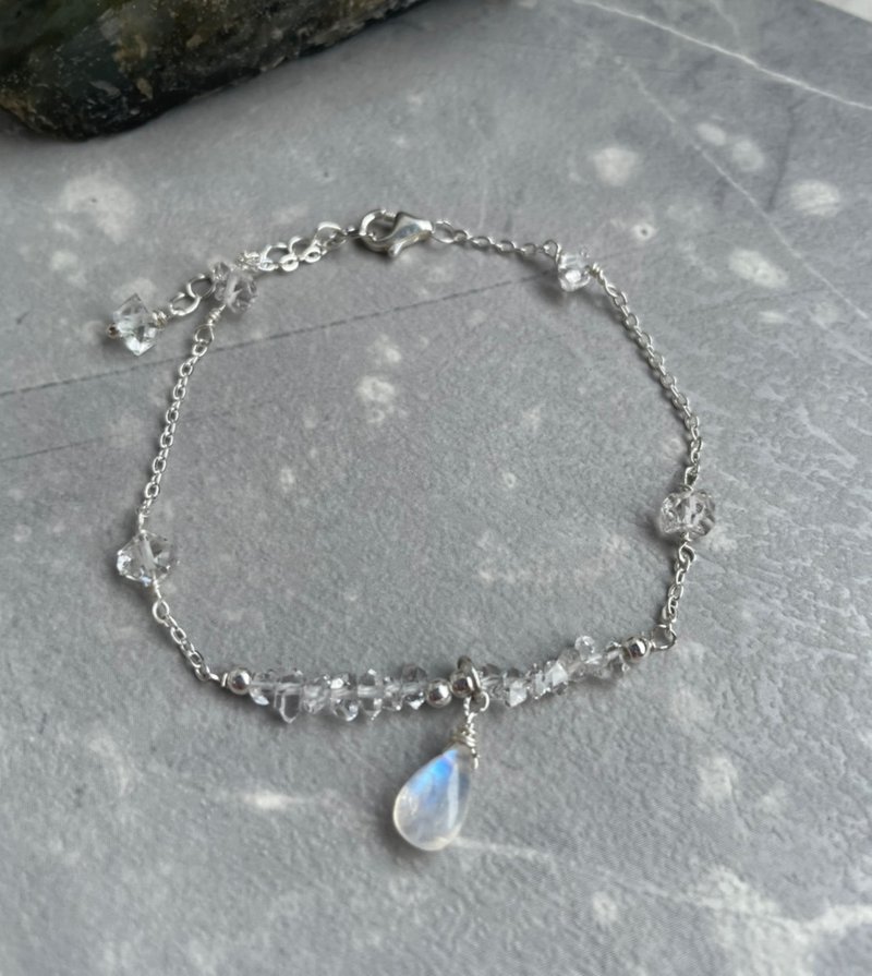 最佳治愈水晶/赫基蒙闪灵钻/月光石蓝光水滴水晶S925纯银手链 - 手链/手环 - 其他材质 透明
