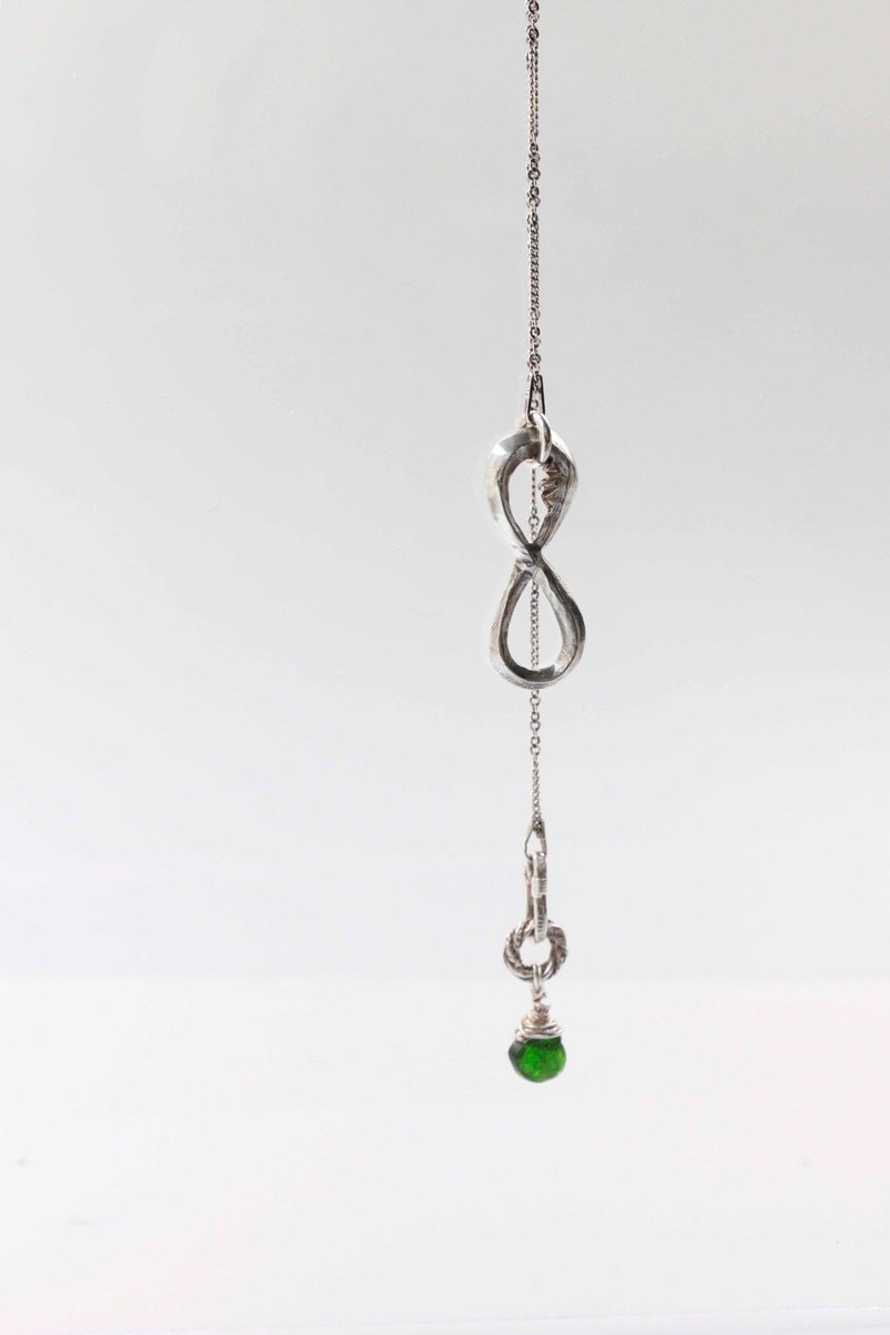 连绵山棱 | 自然探险 // 透辉石天然石纯银项链//原创银饰 - 项链 - 宝石 银色