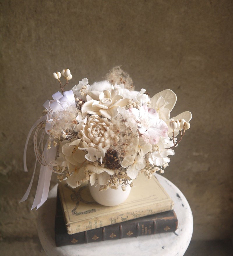 白色之恋 .雪白色.情人不凋花玫瑰.精油索拉花.干燥花礼物 - 干燥花/捧花 - 植物．花 白色