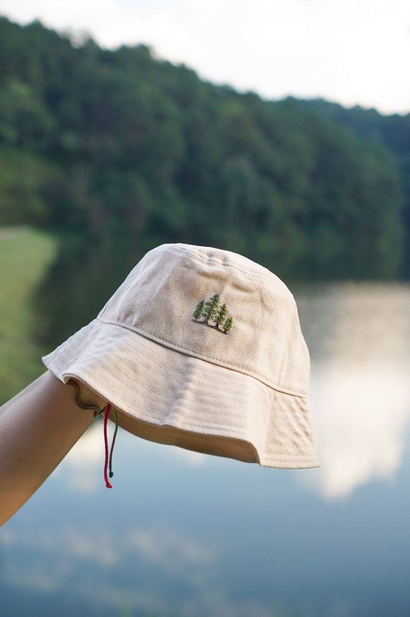 Beige - Hand Embroidered Bucket Hat (personalizable) - 帽子 - 绣线 卡其色