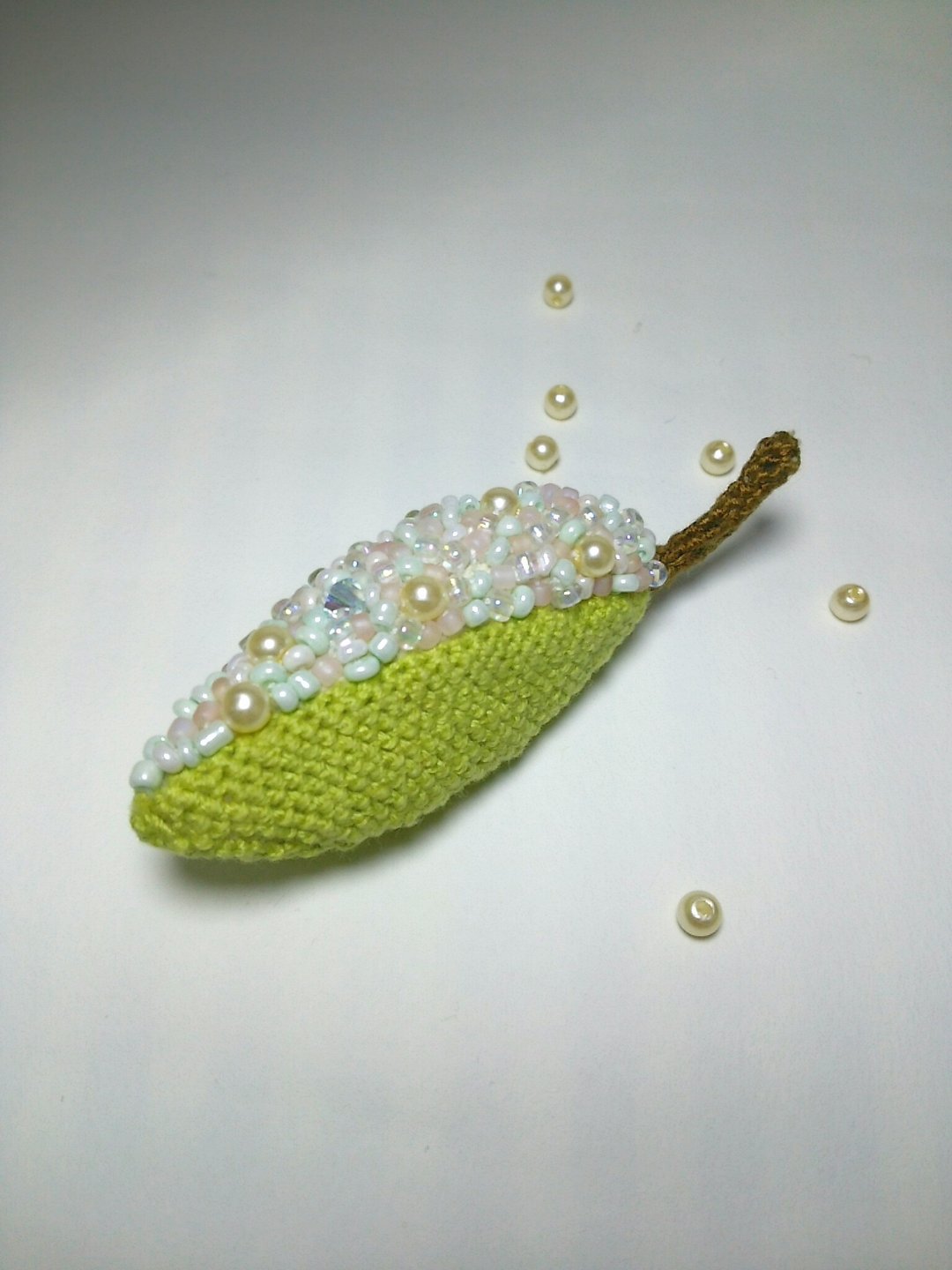手刺绣叶形胸针 - 胸针 - 绣线 绿色