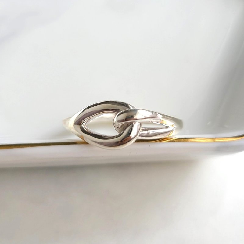 细致绑结戒指 925银 / 包邮 - 戒指 - 纯银 银色