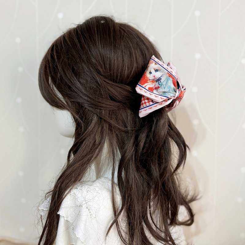 三角蝴蝶结抓夹 / 鲨鱼夹 发夹 猫咪 包头 手工 头饰 丝巾质感 - 发饰 - 其他材质 多色
