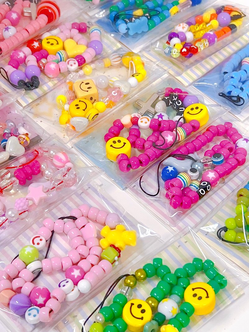 Y2K风潮手机绳 Phone Strap - 挂绳/吊绳 - 塑料 多色