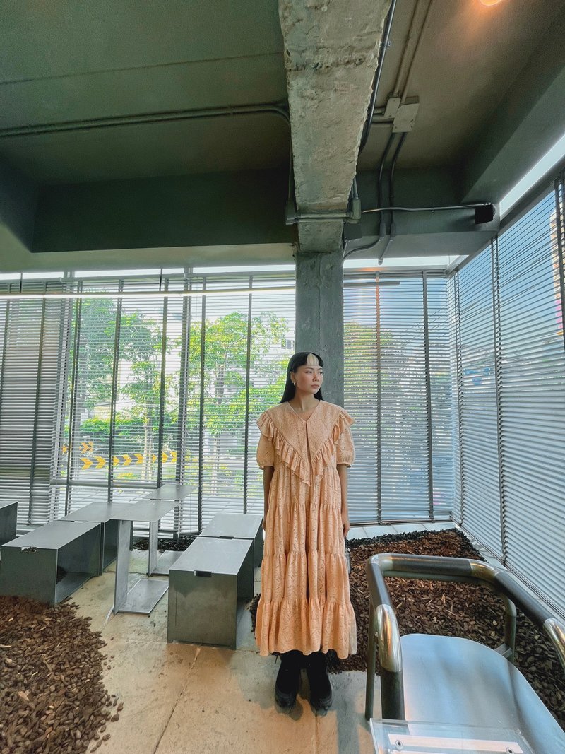 蕾丝连身裙，四层荷叶边设计，大翻领拼接荷叶边 - 其他 - 棉．麻 