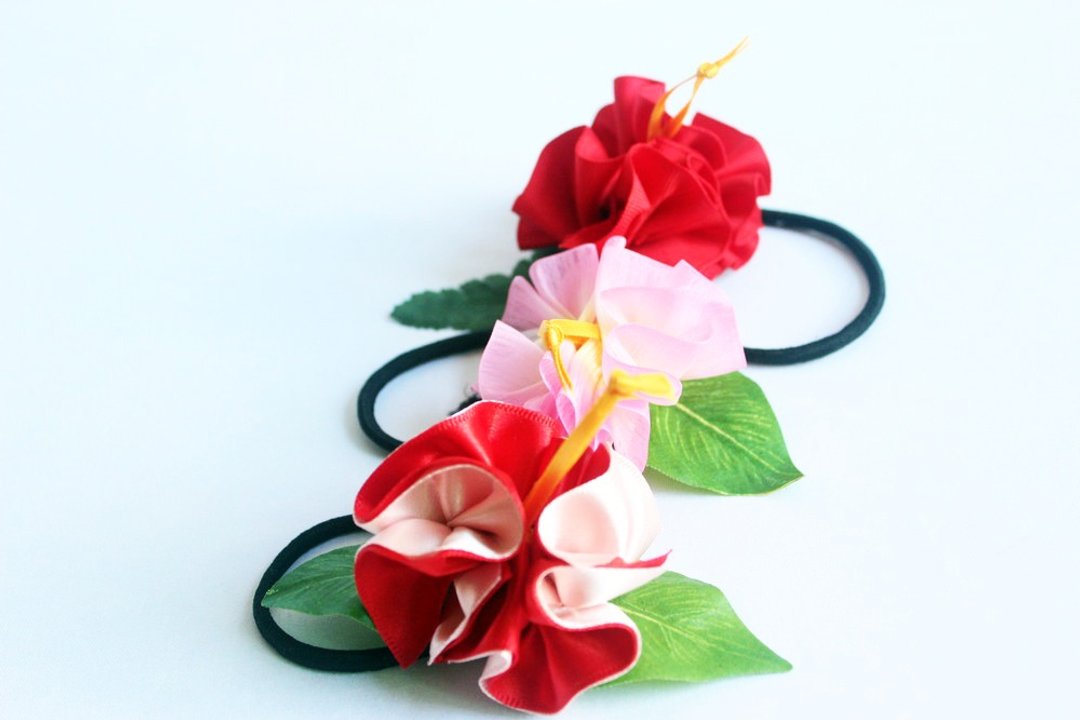 3ways hibiscus accessories,Ponytail Holder(R3),hair bow,uke, - 胸花/手腕花 - 棉 红色