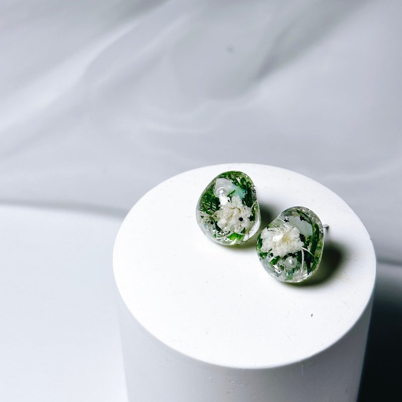 小蔍 • 押花手工耳环 - 耳环/耳夹 - 植物．花 