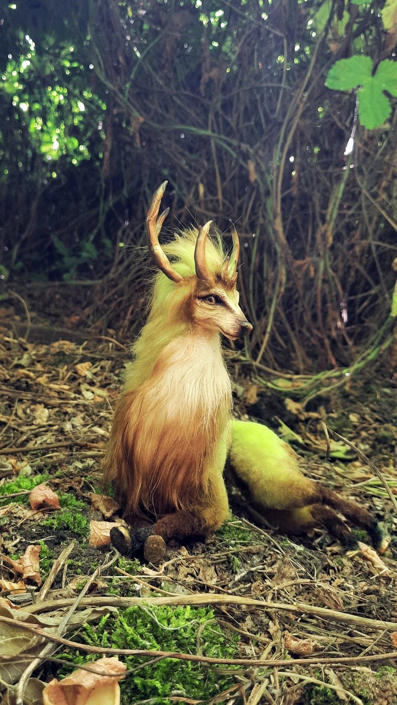 鹿的幻想生物。手工室内娃娃 - 玩偶/公仔 - 其他材质 绿色