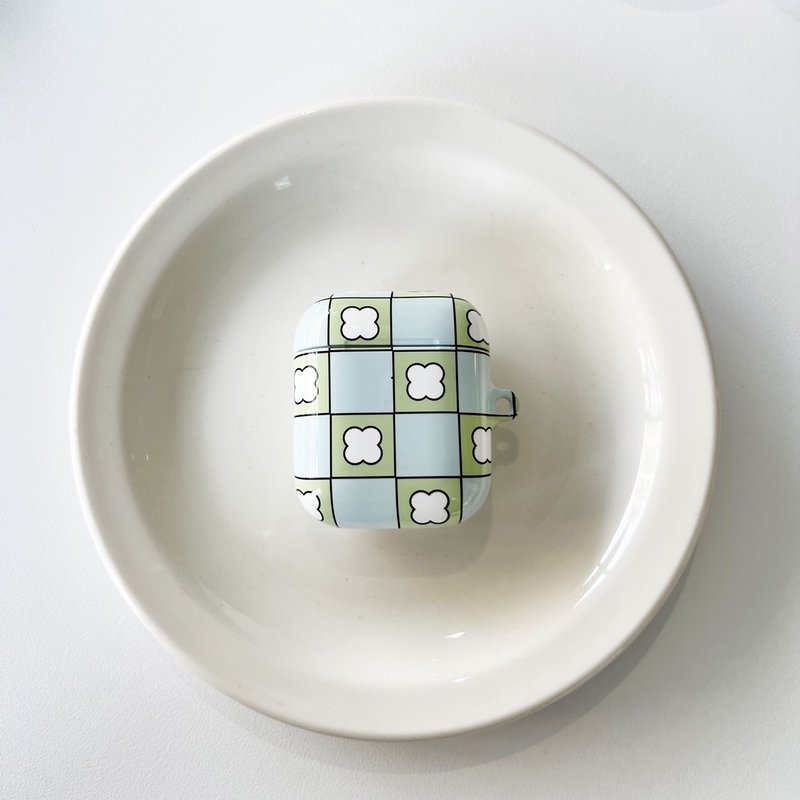 三叶草格纹硬质AirPods保护壳（黄绿色） - 耳机收纳 - 塑料 绿色