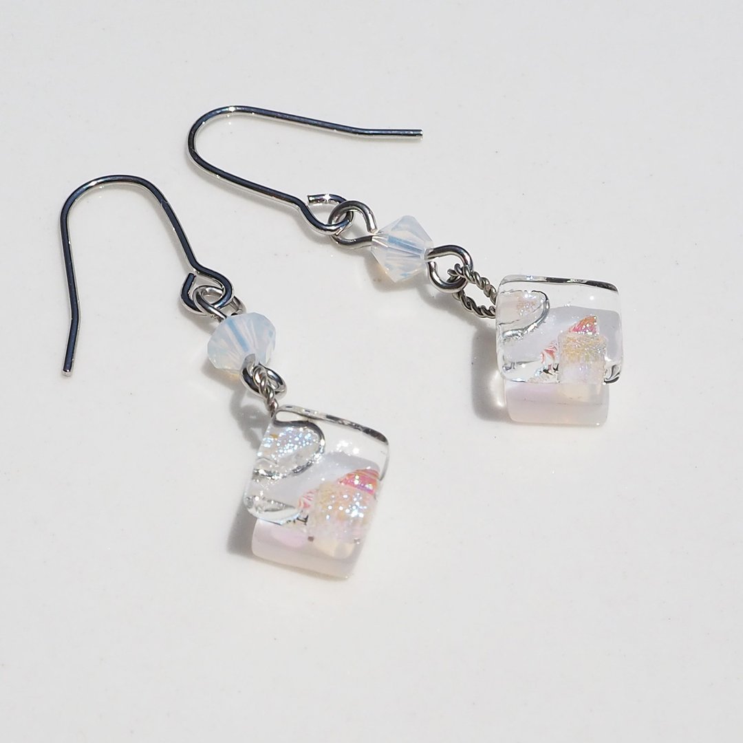 诞生石玻璃 (6 月【小巧款】) 电镀耳针/电镀耳夹【可选长度】【可选金具】【预约制作】 - 耳环/耳夹 - 玻璃 白色