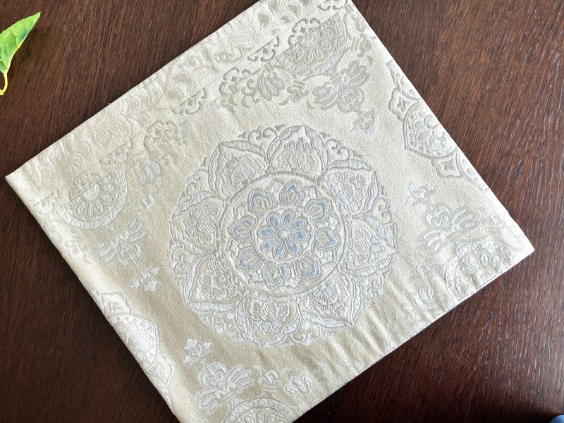 和服带餐垫 PPM012 - 餐垫/桌巾 - 丝．绢 白色