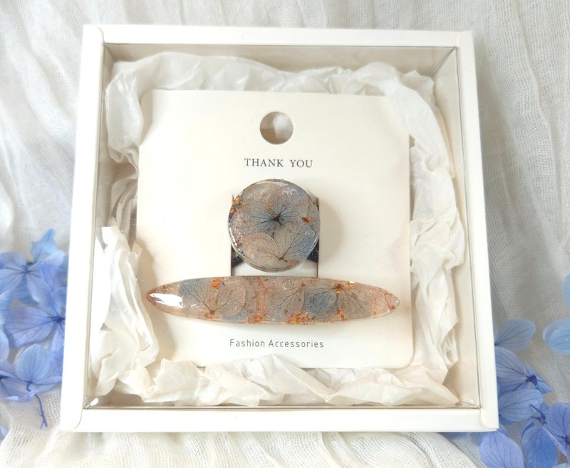 热情迷蒙款永生花树脂发饰礼盒 共出 2 色 - 发饰 - 树脂 多色