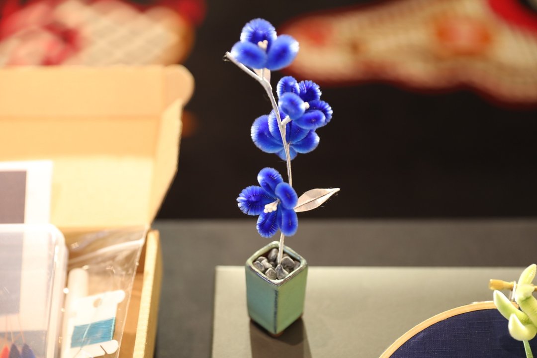 雪霁天晴朗 绒花工艺 缠花工艺 2025TCOD - 摆饰 - 其他人造纤维 多色
