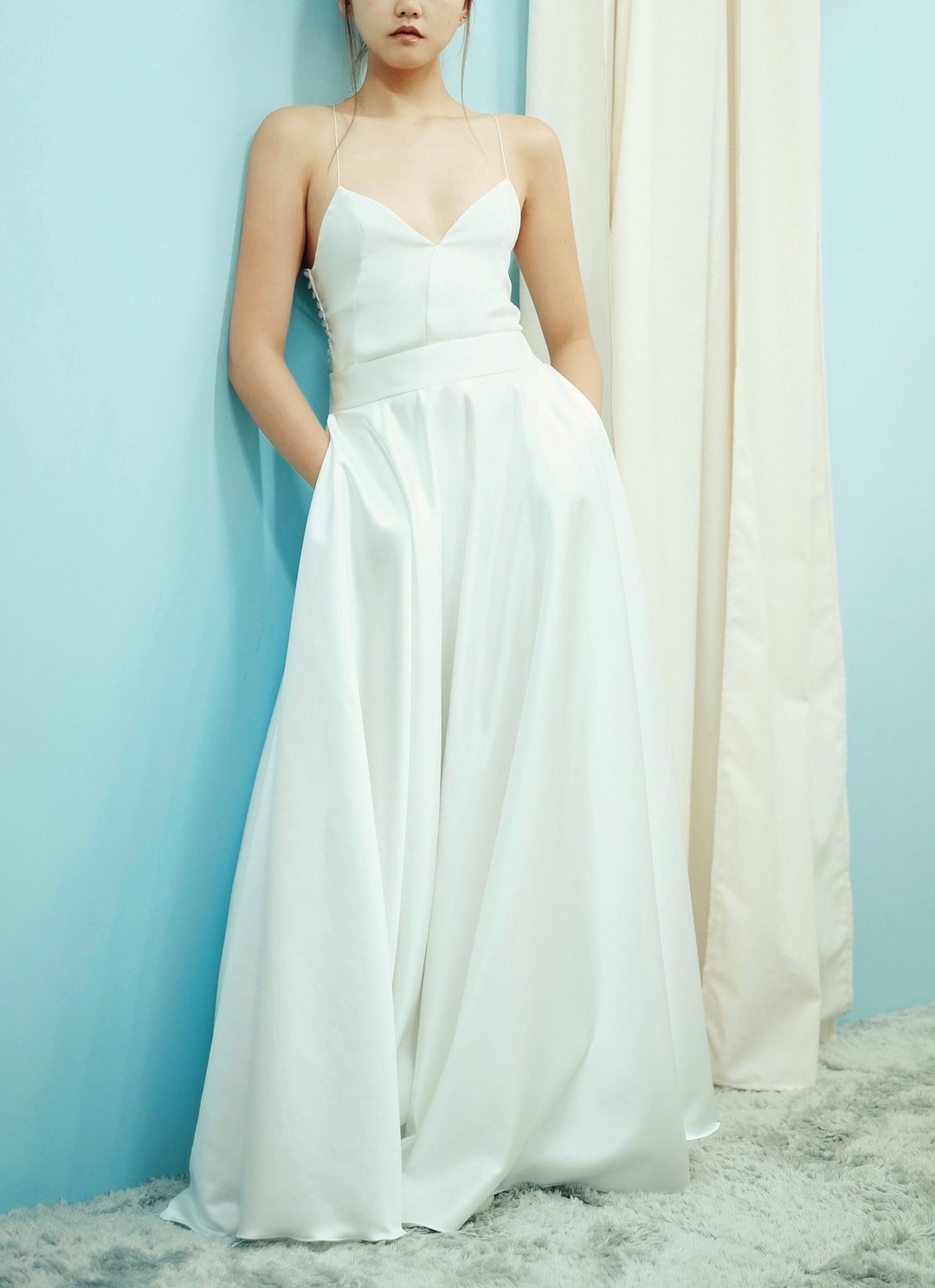 Love Philosophy Bridal简约二件式婚纱－吊带低胸上衣及圆台长裙 - 洋装/连衣裙 - 其他材质 白色