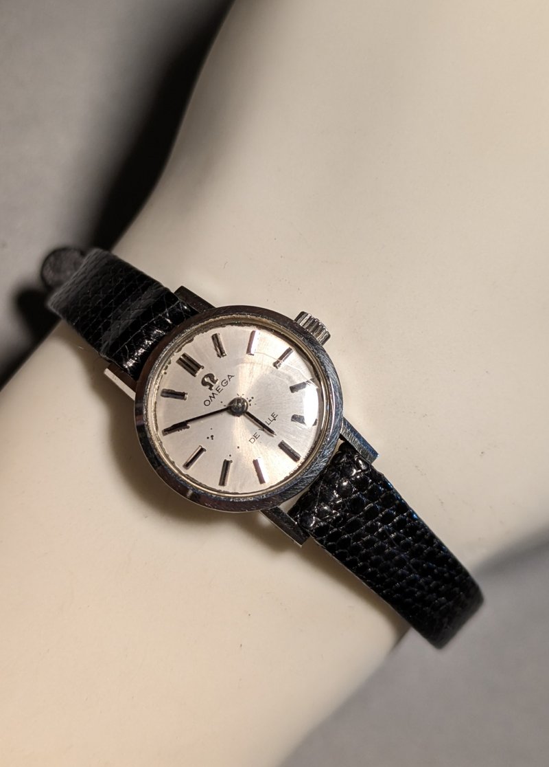 Omega 手上链机械表 小圆面古董表 vintage watch - 女表 - 其他金属 银色
