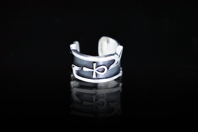 银埃及耳骨夹，Ankh 和 Was Tiny 中性款无穿孔耳环 - 耳环/耳夹 - 银 银色