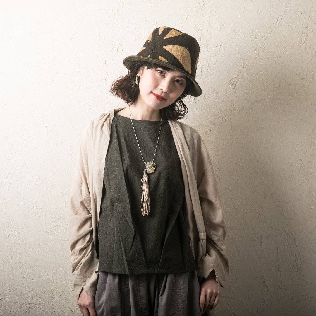 非洲马里的泥染色动态图案棉帽子 survive - 帽子 - 棉 卡其色