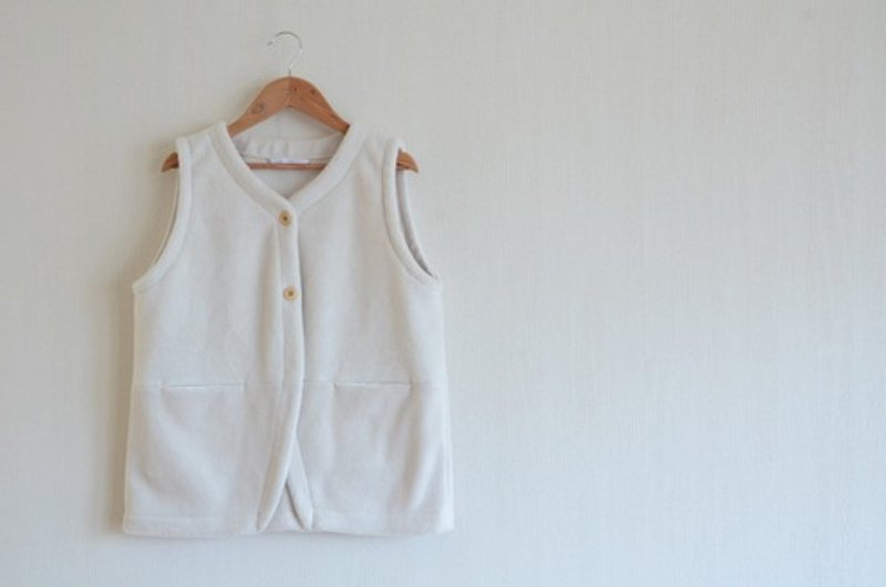 Pinkoi 代购 -  象牙色保暖麦尔登绒背心 - 女装上衣 - 棉．麻 