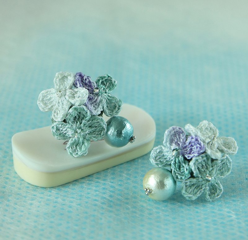 勿忘草紫蓝 小雨花耳针 2Way 钩针编织 纯银耳针 耳夹OK 伴娘耳环 - 耳环/耳夹 - 绣线 蓝色