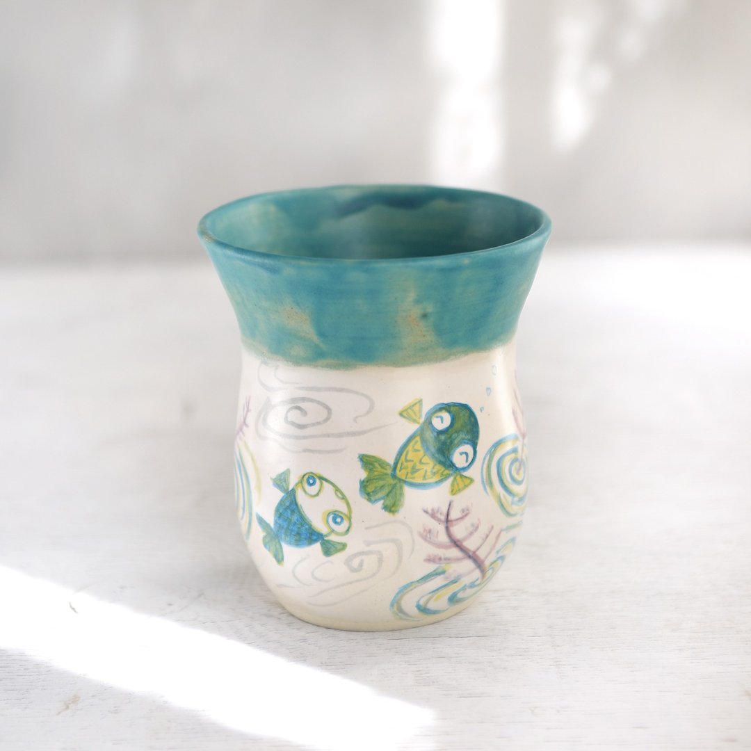 Vase with aquatic plants and blue goldfish painting - 花瓶/陶器 - 陶 蓝色