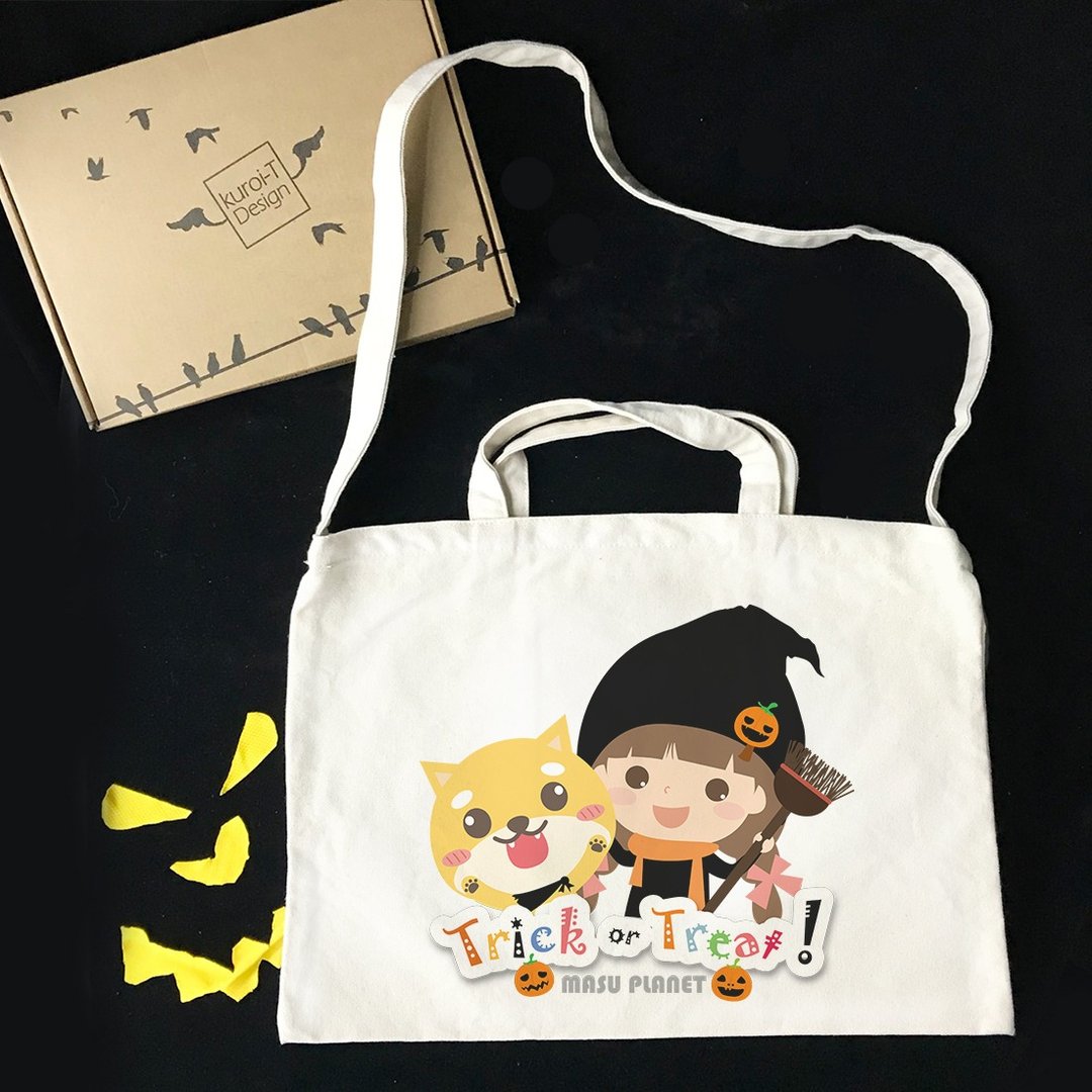 【 万圣节特辑】插画家Micky Trick or Treat 文创风横式帆布包 - 侧背包/斜挎包 - 棉 
