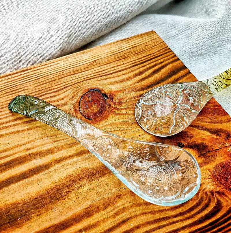 窑烧海棠花玻璃特色汤匙 海棠花玻璃 文创商品 汤匙 - 盘子/餐盘/盘架 - 玻璃 