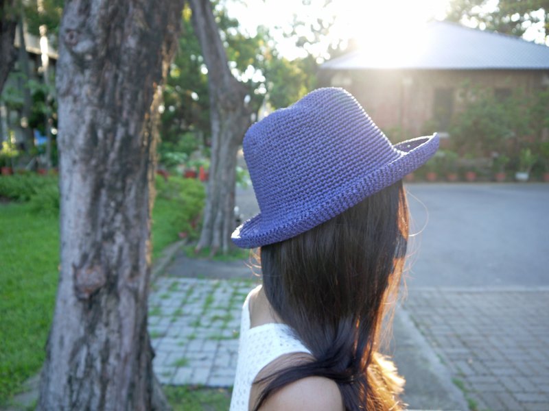 阿母の手做帽-夏日拉斐草帽-复古方形/渔夫帽/蓝紫色/野餐/郊游 - 帽子 - 纸 紫色