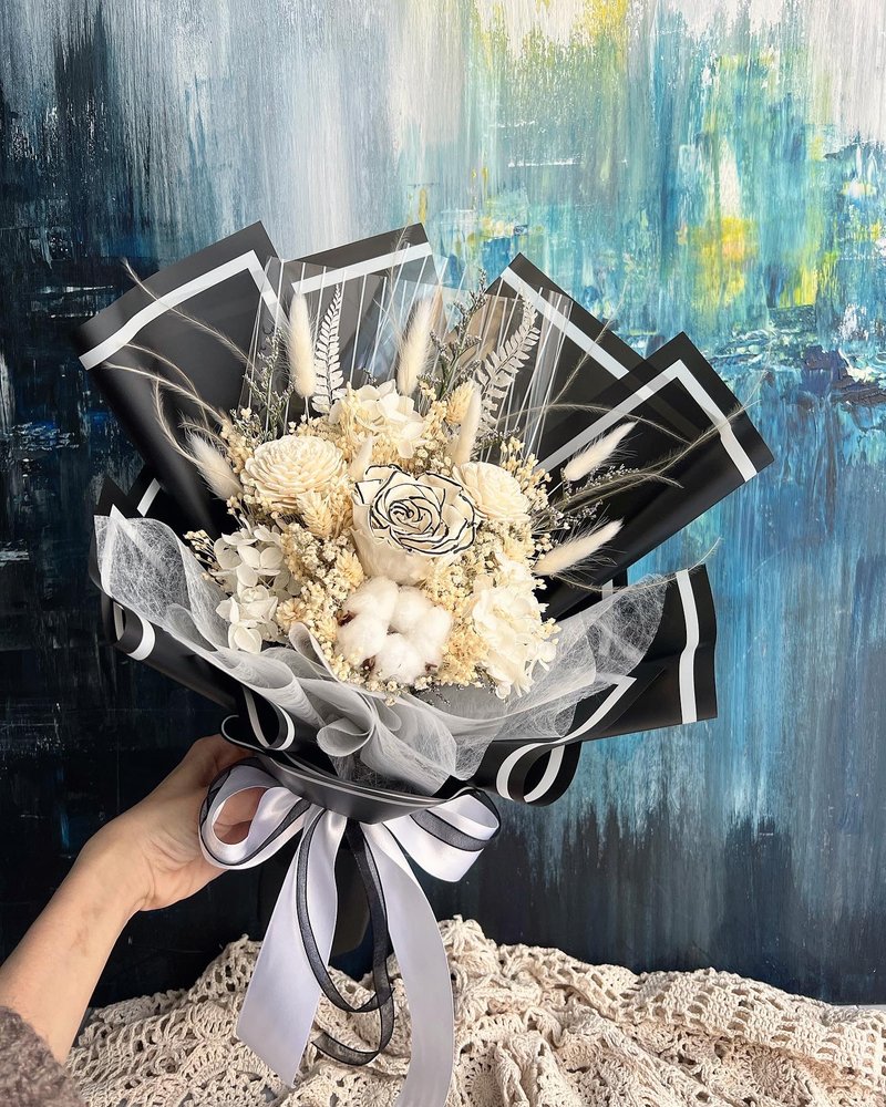 伊登花室 香奈儿永生玫瑰 绣球花 干燥花束 - 干燥花/捧花 - 植物．花 粉红色