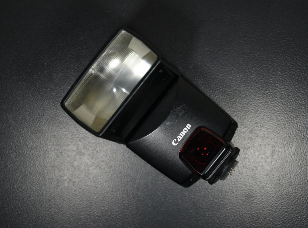 【经典古物】佳能 Canon Speedlite 380EX 原厂 复古 闪光灯 - 相机 - 其他材质 
