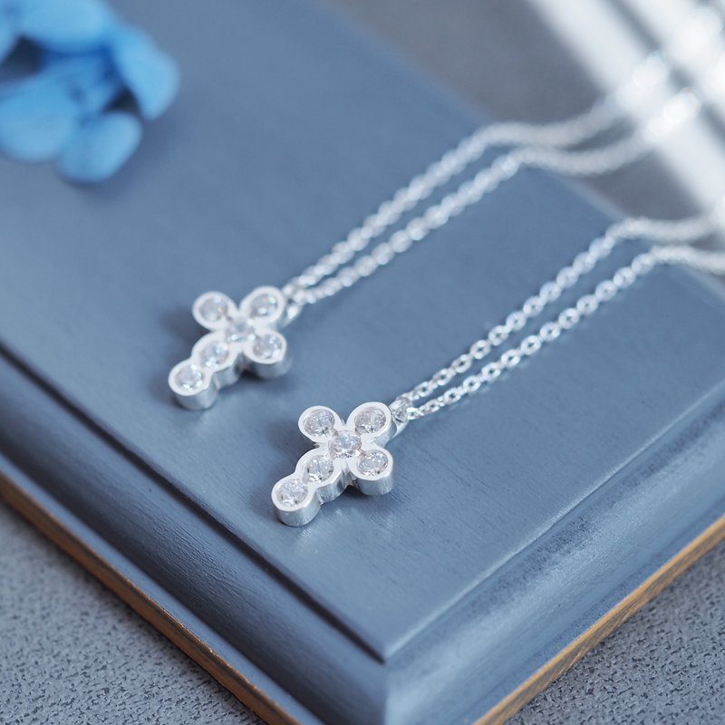 2 pieces set) Round Cross Pair Necklace Silver 925 - 项链 - 宝石 蓝色