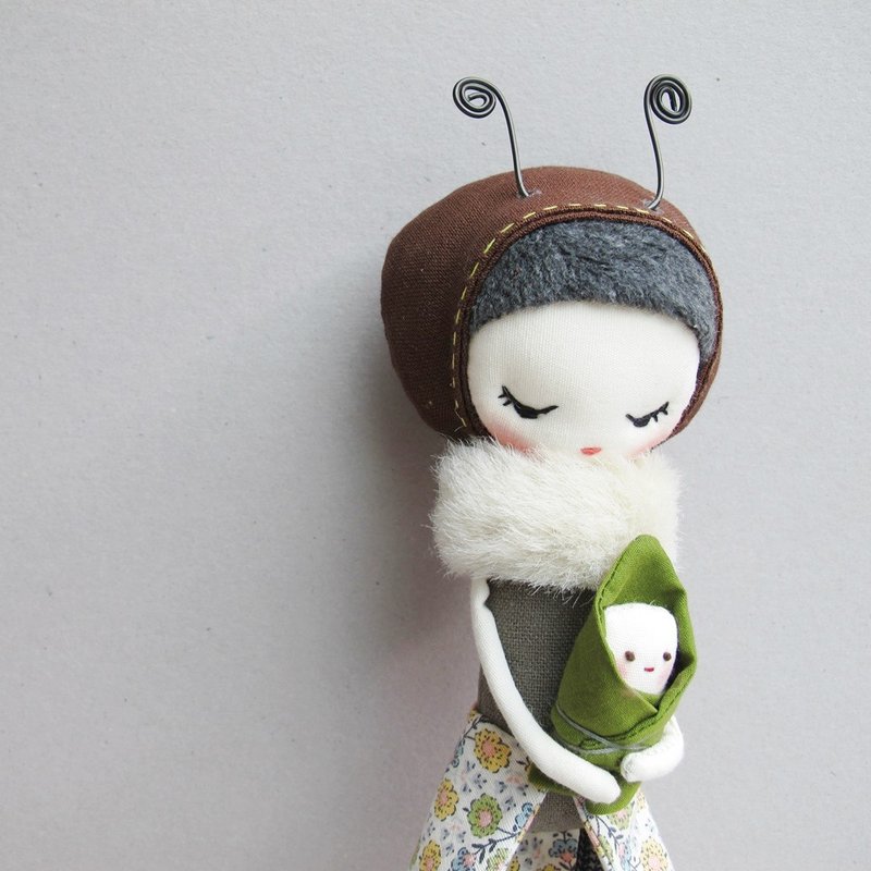 蝴蝶精灵(眼睛看下方微笑着) - 玩偶/公仔 - 棉．麻 绿色