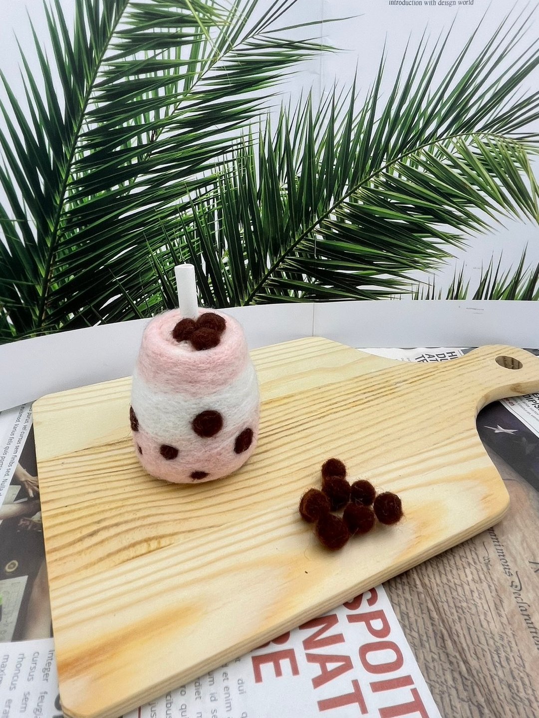台湾之光 珍珠奶茶羊毛毡钥匙圈 草莓口味 布丁瓶造型 - 钥匙链/钥匙包 - 羊毛 粉红色