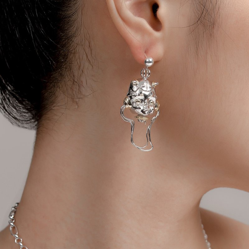 机械姬 未來感白耳钉 925純銀 - 耳环/耳夹 - 纯银 