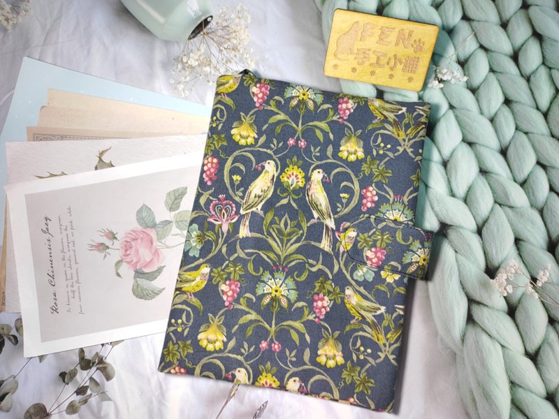 磁扣款系列-日本限定联名布料薄棉花鸟图腾磁扣布书套-A5/25K手册 - 书衣/书套 - 棉．麻 
