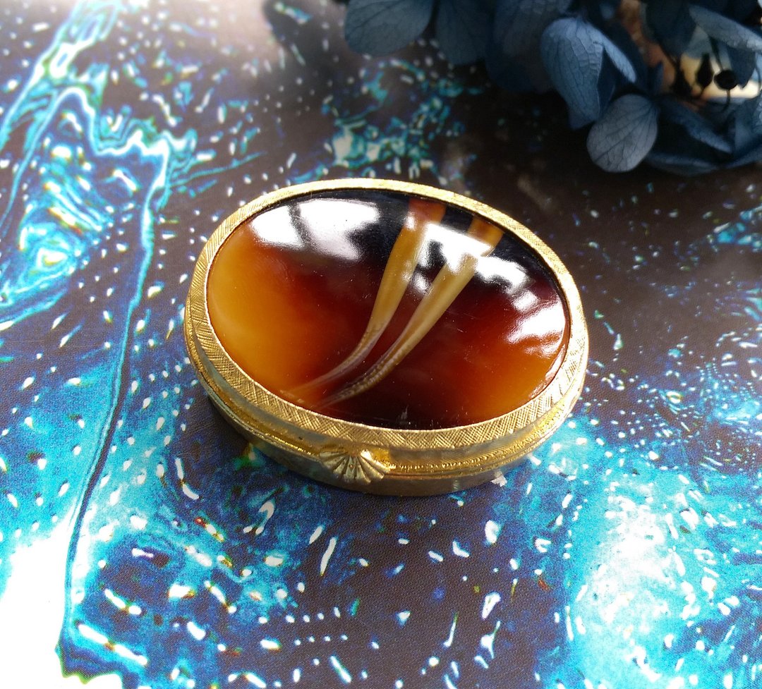 TUVARA CREME PERFUME 玛瑙 固体香膏盒 收纳盒。西洋古董饰品 - 摆饰 - 其他材质 金色
